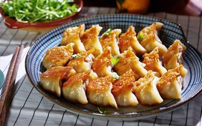 铁板爽味饺