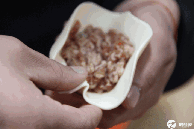 dd91913fc4a9477e9169b9a8e5f91ad2.gif
